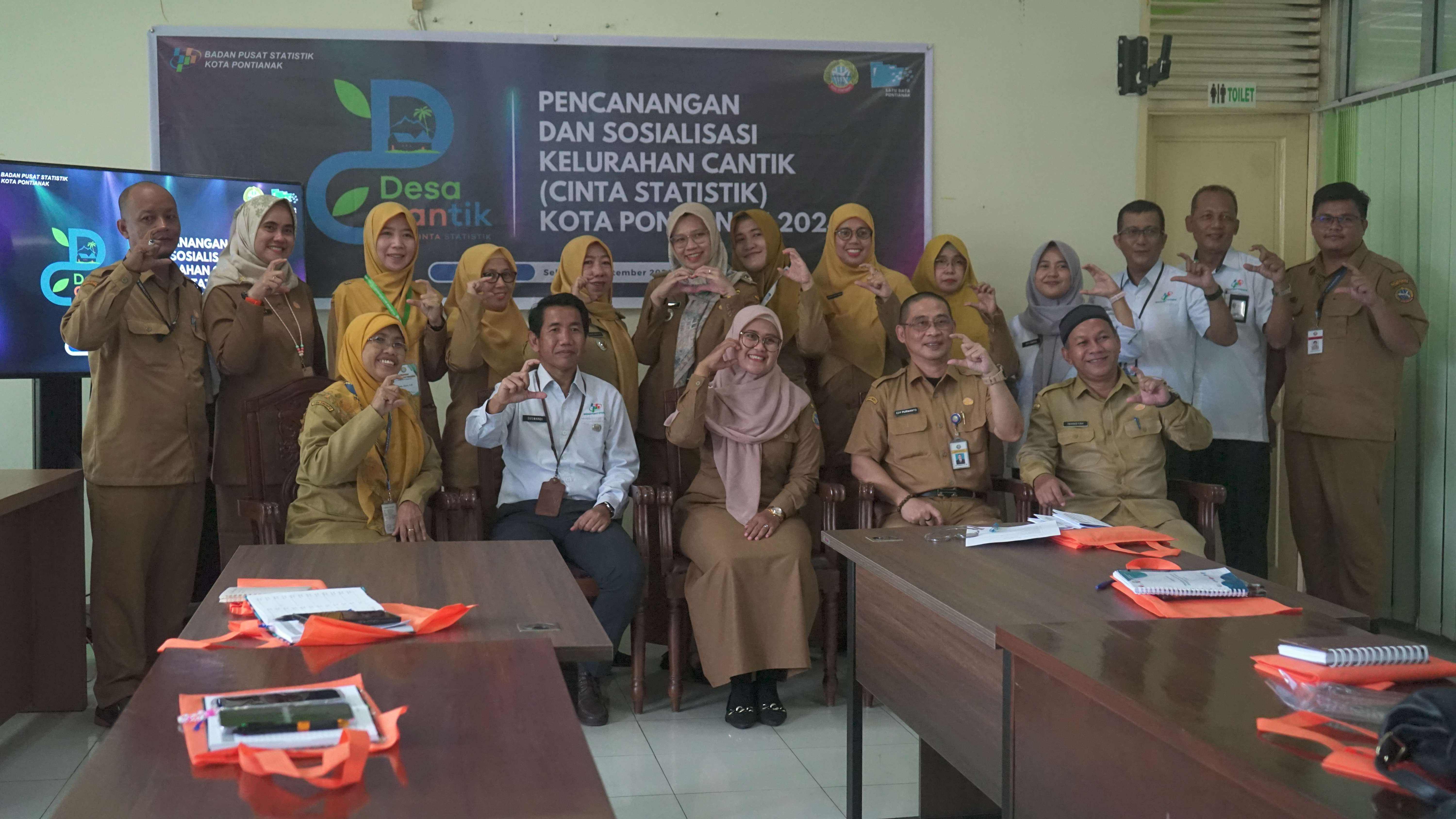 Foto Bersama Pencanangan