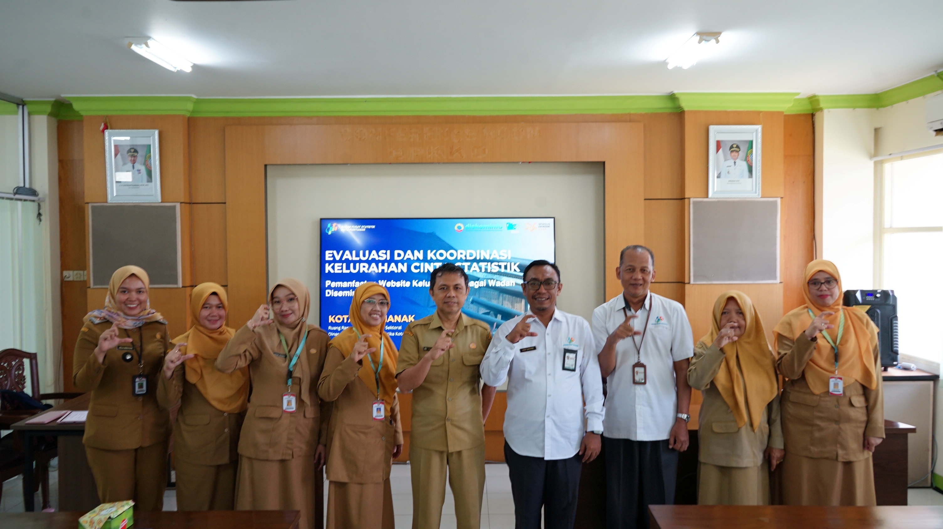 Evaluasi dan Koordinasi Kelurahan Cinta Statistik 2026 bersama DISKOMINFO